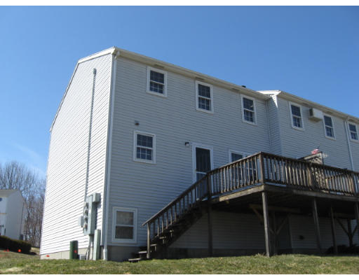 35 Lexington Road, Unit 35 Millbury, MA 01527 - Photo 9 of 9 Gallery Image 9