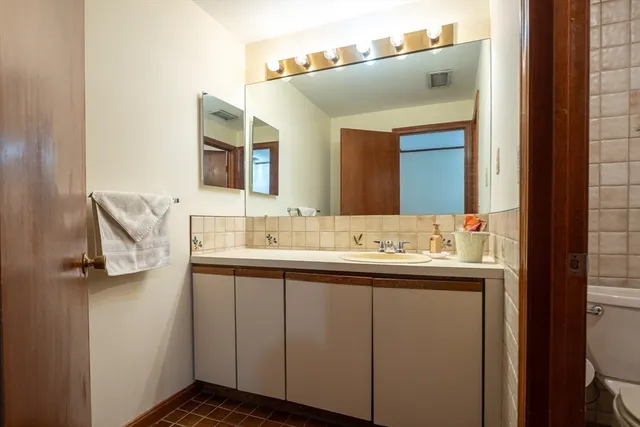 $419,900 | 18 Winter Street, Unit E, Foxboro, MA 02035