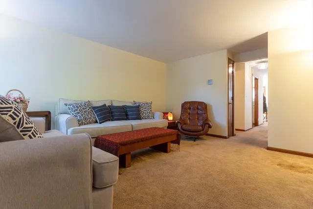 $419,900 | 18 Winter Street, Unit E, Foxboro, MA 02035