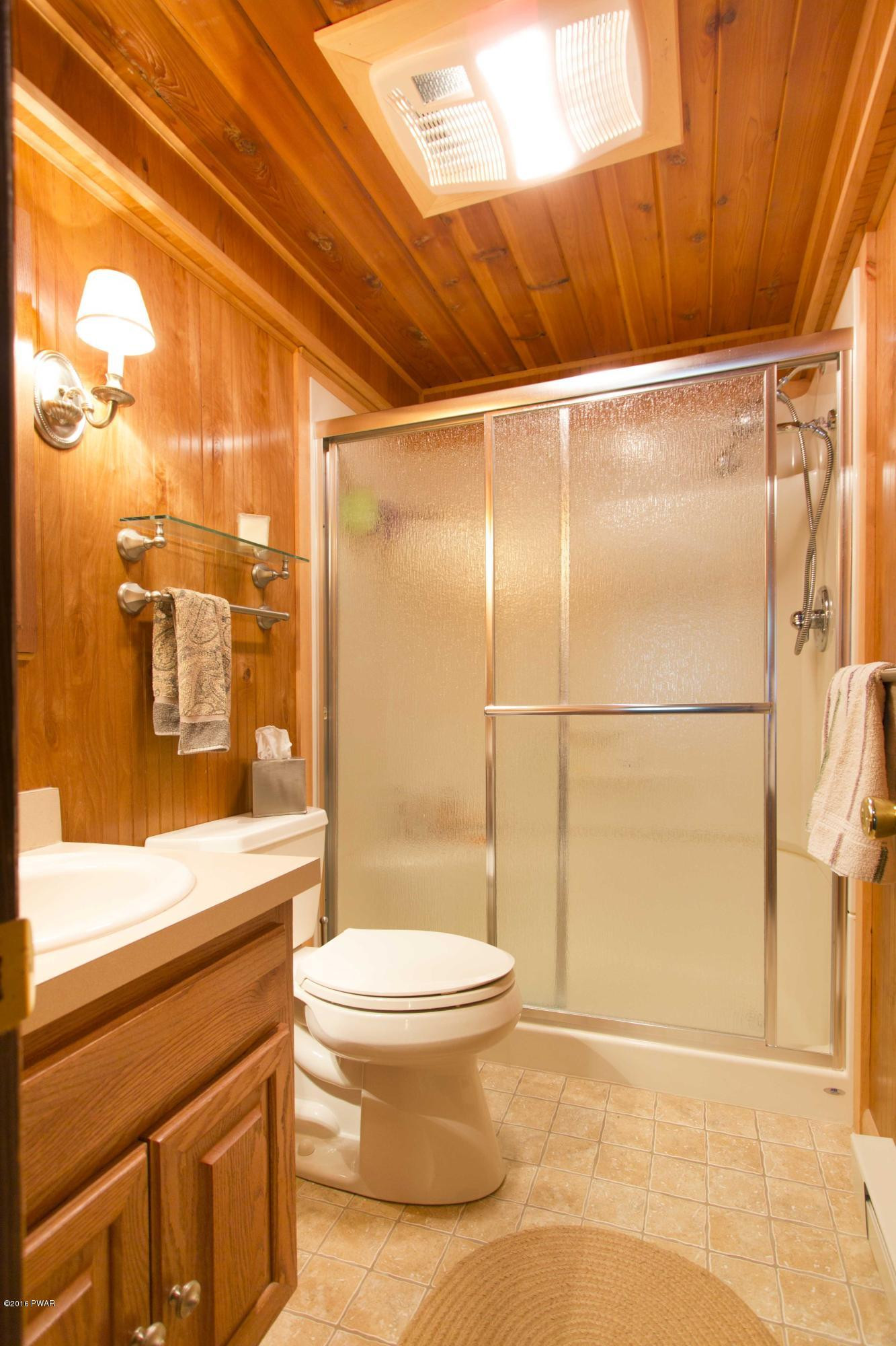 106 Eagle Crest Road Greentown, PA 18426 - Photo 21 of 33