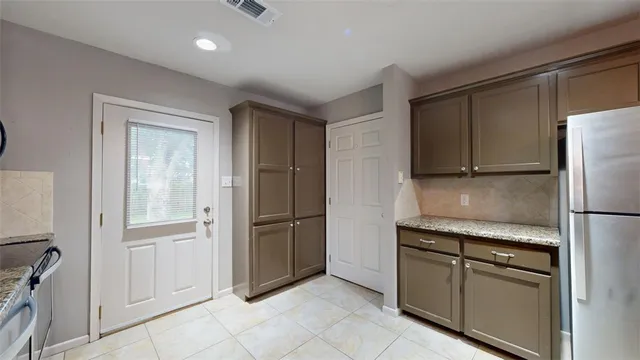 $2,000 | 106 Sterling Street, Unit B, College Station, TX 77840