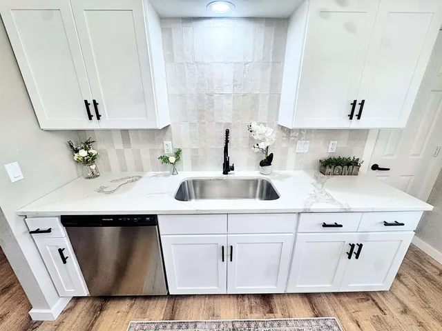 $337,900 | 708 Miller Ln Court, Kaukauna, WI 54130