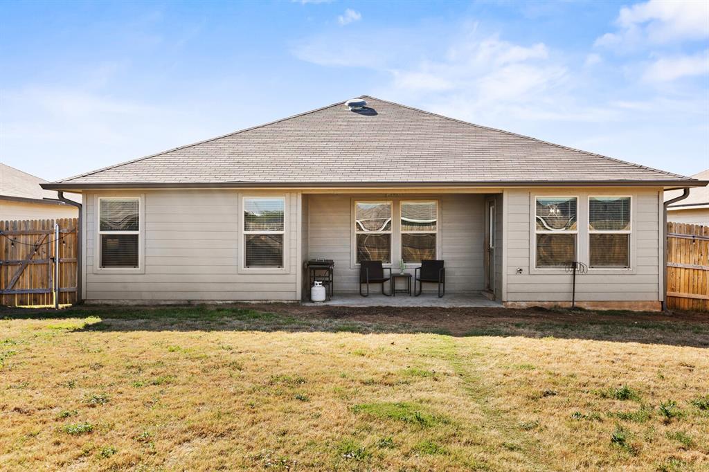 7209 Canadian Drive China Spring, TX 76633 - Photo 29 of 37 a front view of a house
