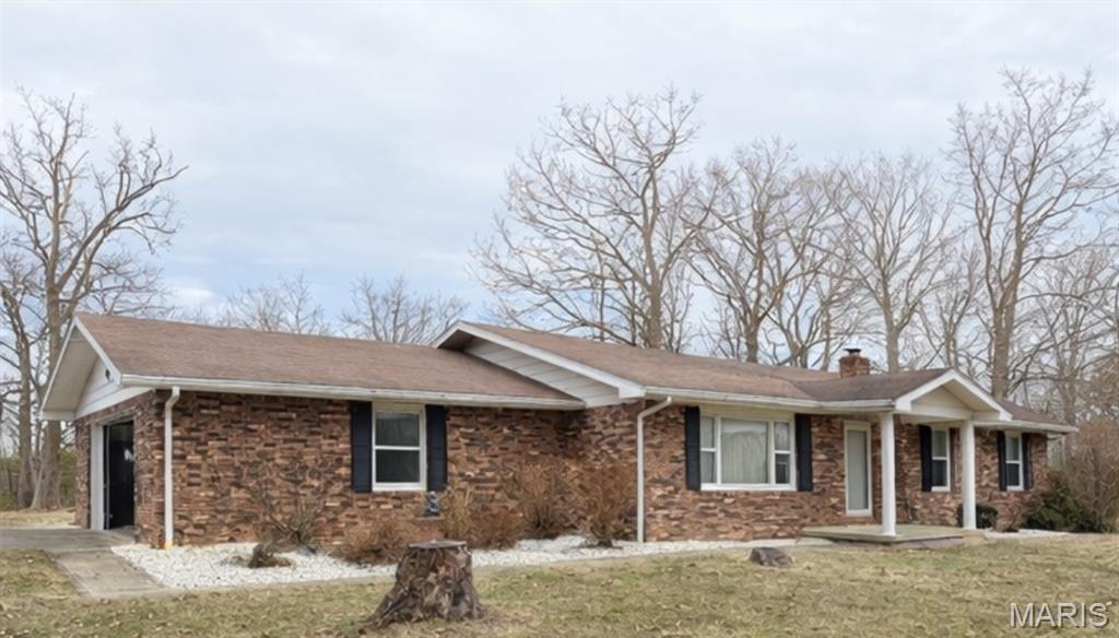 5426 East Dix Irvington Road Walnut Hill, IL 62893 - Photo 1 of 12