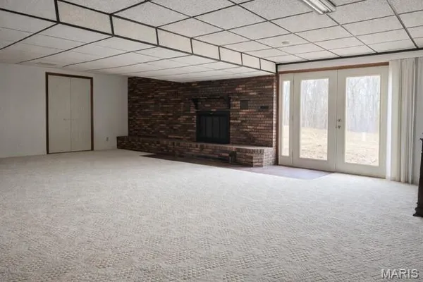 $300,000 | 5426 East Dix Irvington Road, Walnut Hill, IL 62893