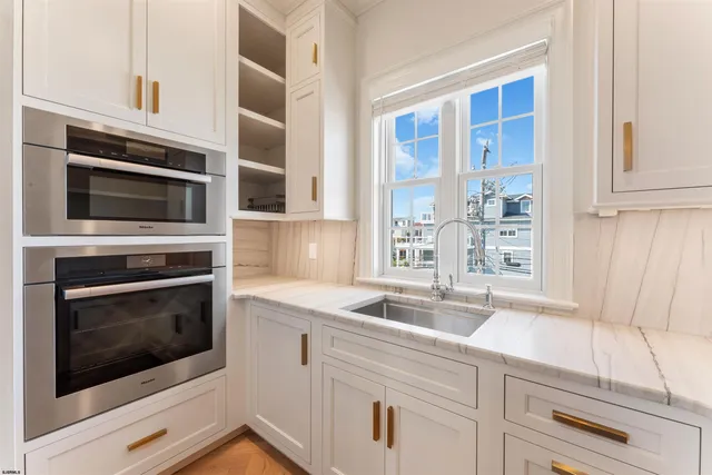 a view of livingroom with furniture and window
