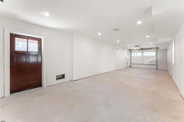 a picture of city view