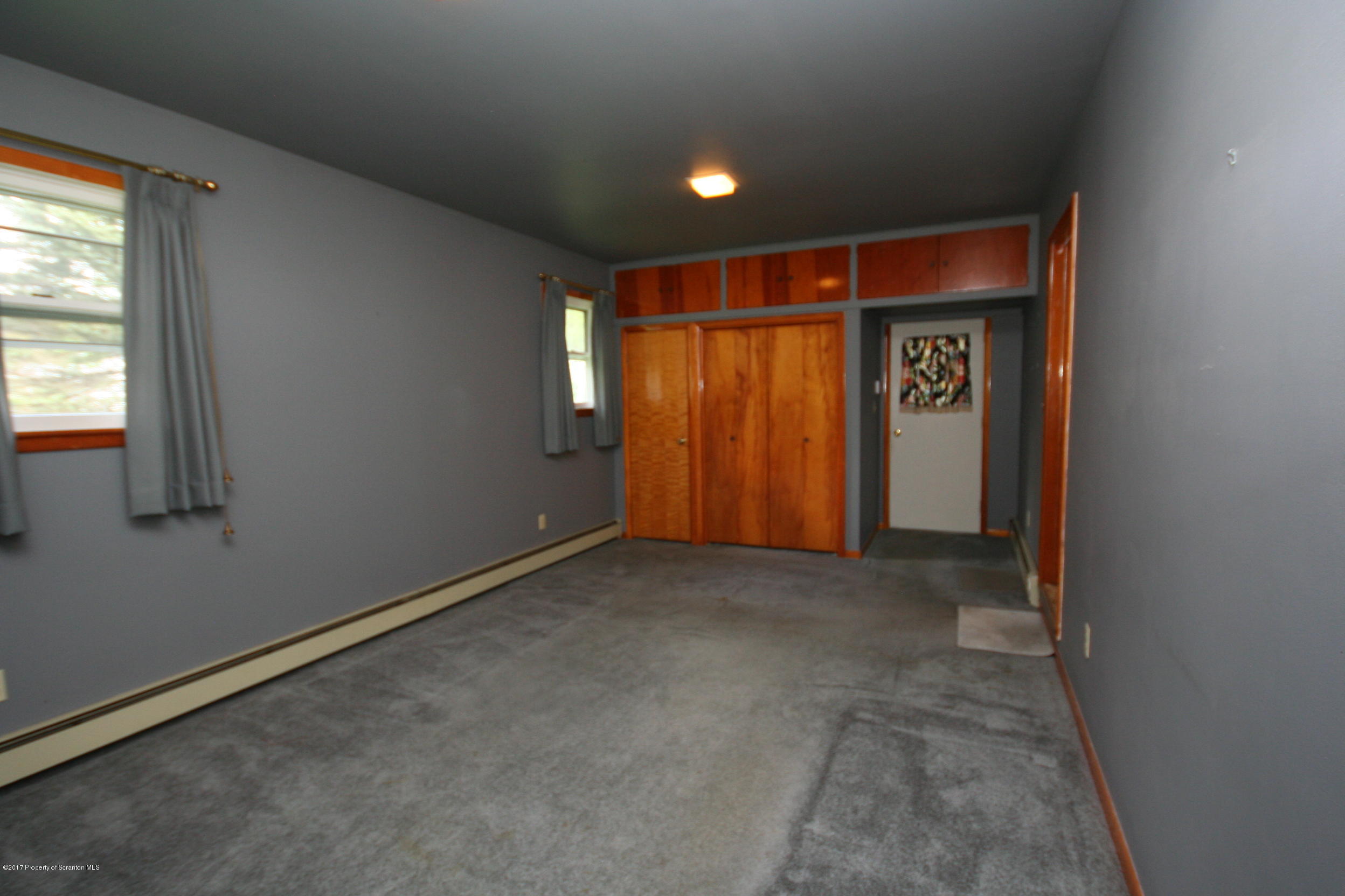 88 Green Grove Road Scott Township, PA 18447 - Photo 8 of 26 Gallery Image 8