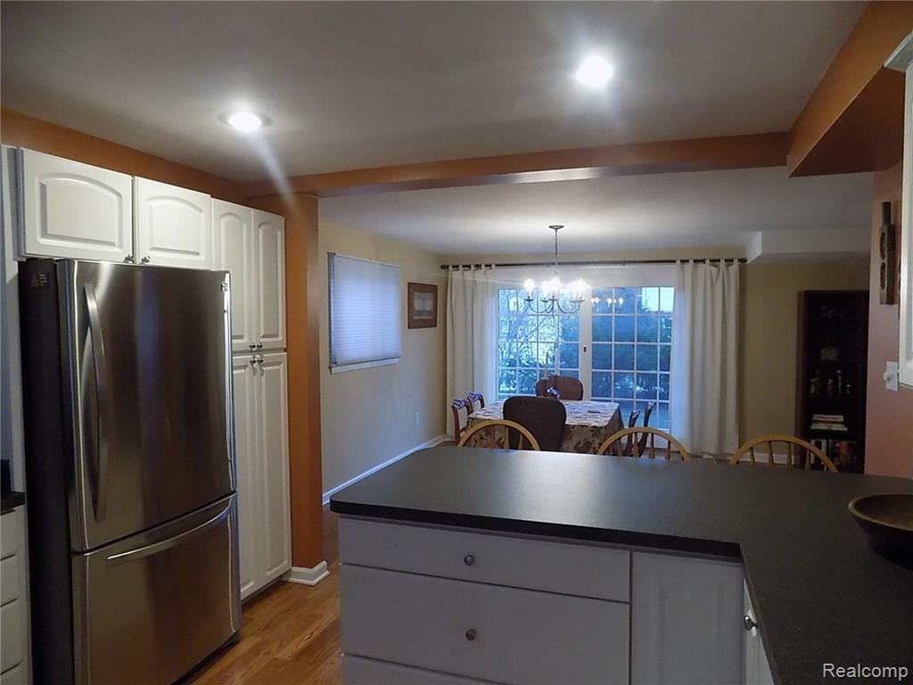 32352 Hearthstone Road Farmington Hills, MI 48334 - Photo 19 of 31