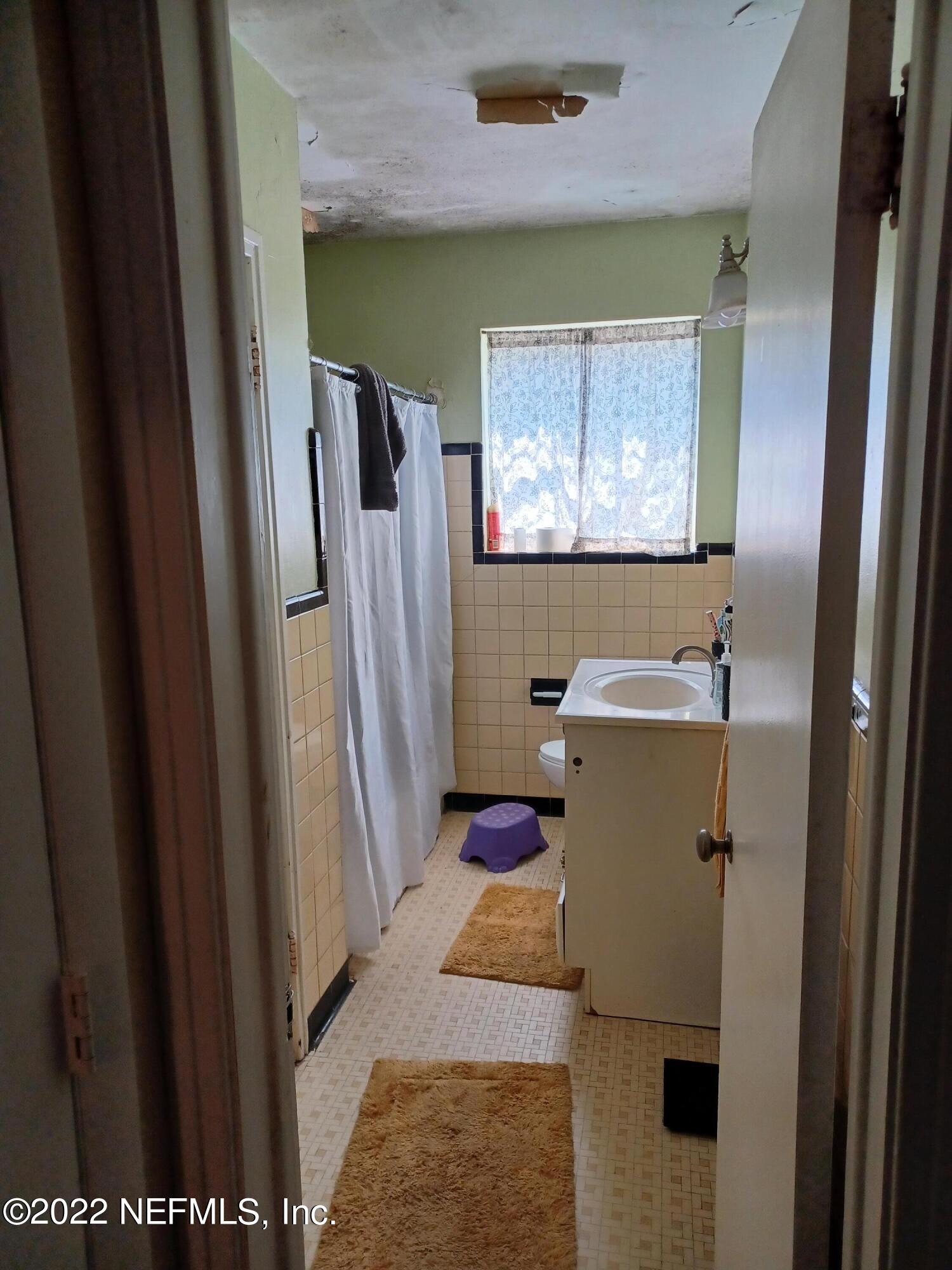 3116 Belden Circle Jacksonville, FL 32207 - Photo 11 of 12 20220516_120252