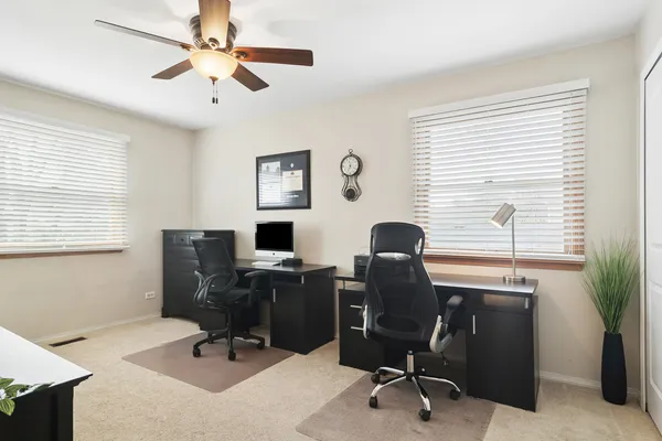 $465,000 | 1032 West Park Pl Drive, Bartlett, IL 60103