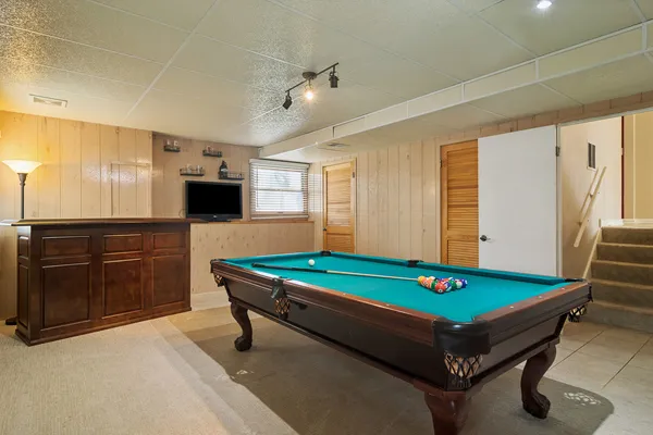 $465,000 | 1032 West Park Pl Drive, Bartlett, IL 60103