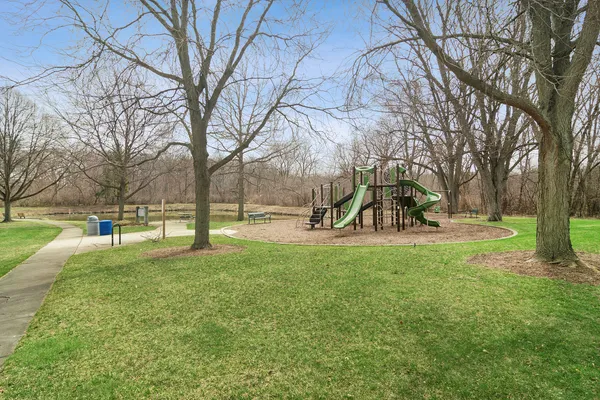 $465,000 | 1032 West Park Pl Drive, Bartlett, IL 60103