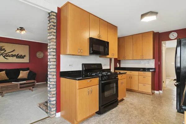 $465,000 | 1032 West Park Pl Drive, Bartlett, IL 60103