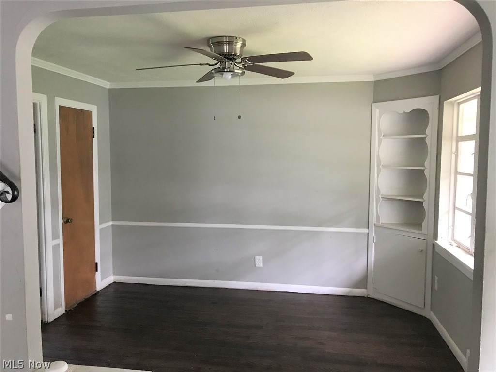 664 Quilliams Road Cleveland Heights, OH 44121 - Photo 4 of 14