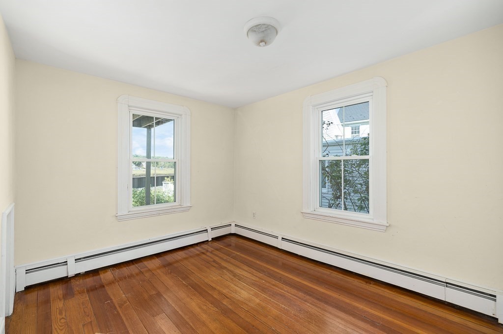 8 Perkins Road Gloucester, MA 01930 - Photo 13 of 28 Gallery Image 13