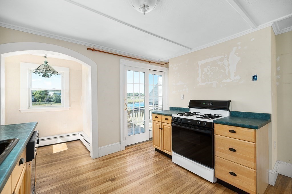 8 Perkins Road Gloucester, MA 01930 - Photo 19 of 28 Gallery Image 19