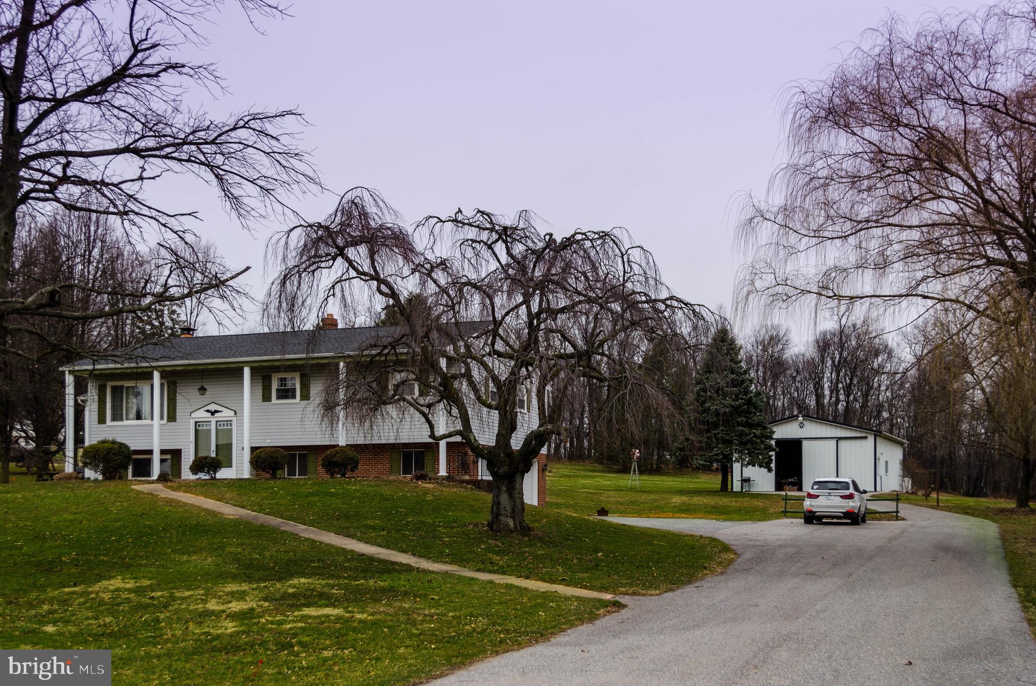 737 Old Commons Road Windsor, PA 17366 - Photo 3 of 8