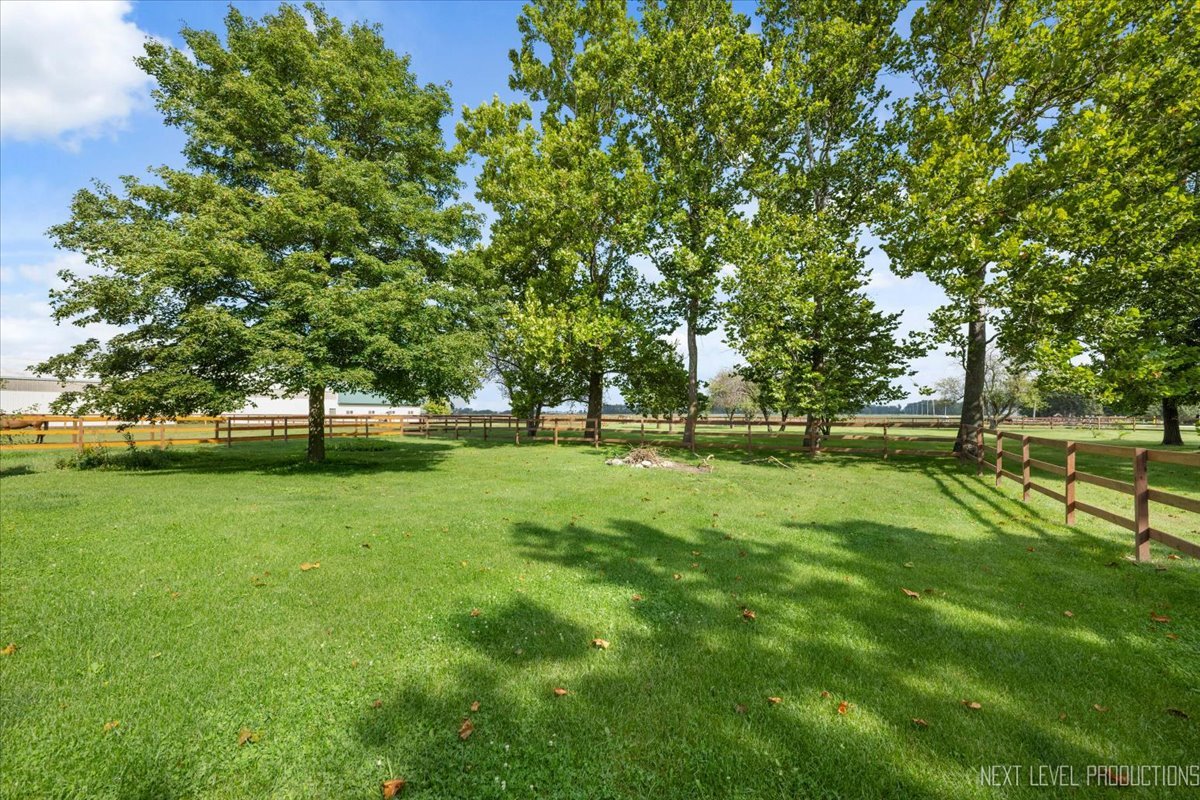 13753 McKanna Road Minooka, IL 60447 - Photo 24 of 26 a view of yard with green space