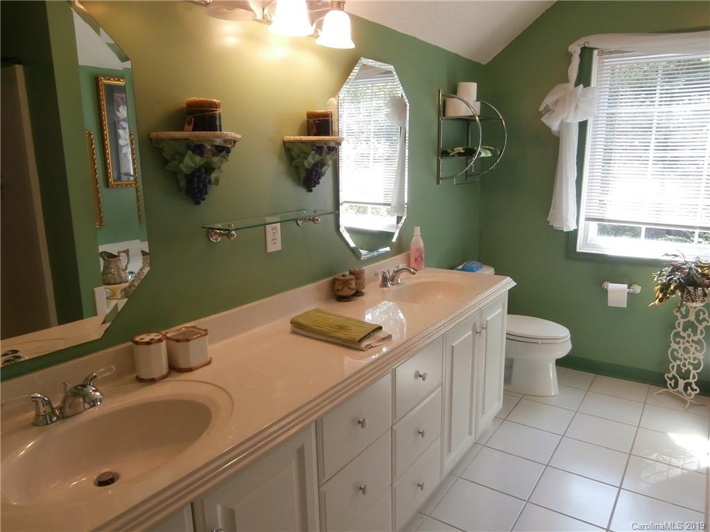 512 Riverview Road, Unit 31 Lexington, NC 27292 - Photo 22 of 31 Gallery Image 22