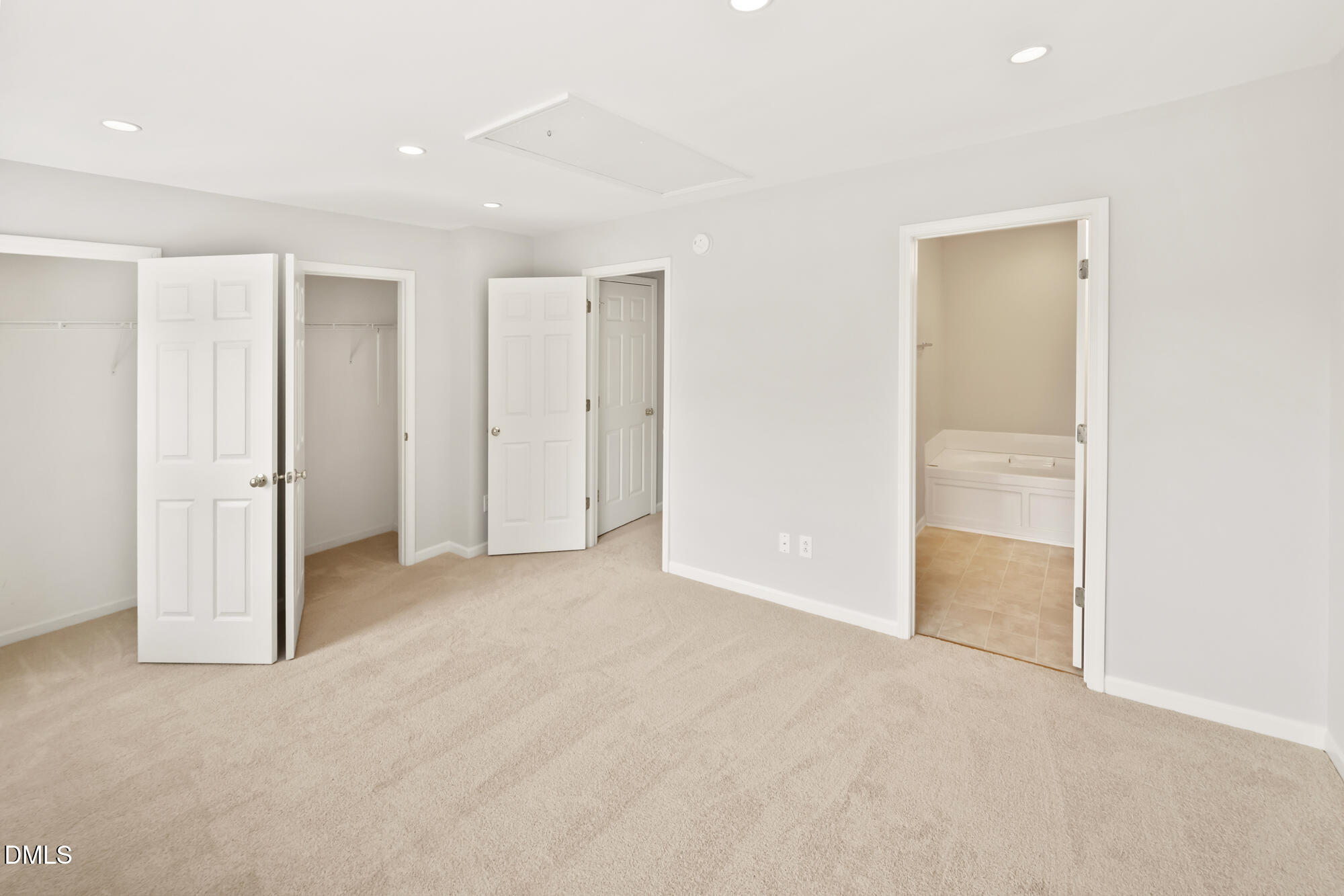 3123 Winding Waters Way Raleigh, NC 27614 - Photo 38 of 57 an empty room with closet and a bathroom