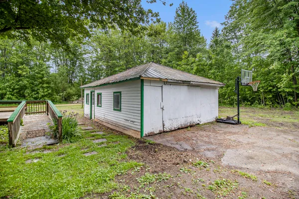 $144,900 | 239 Laurel Street, Walkerville, MI 49459