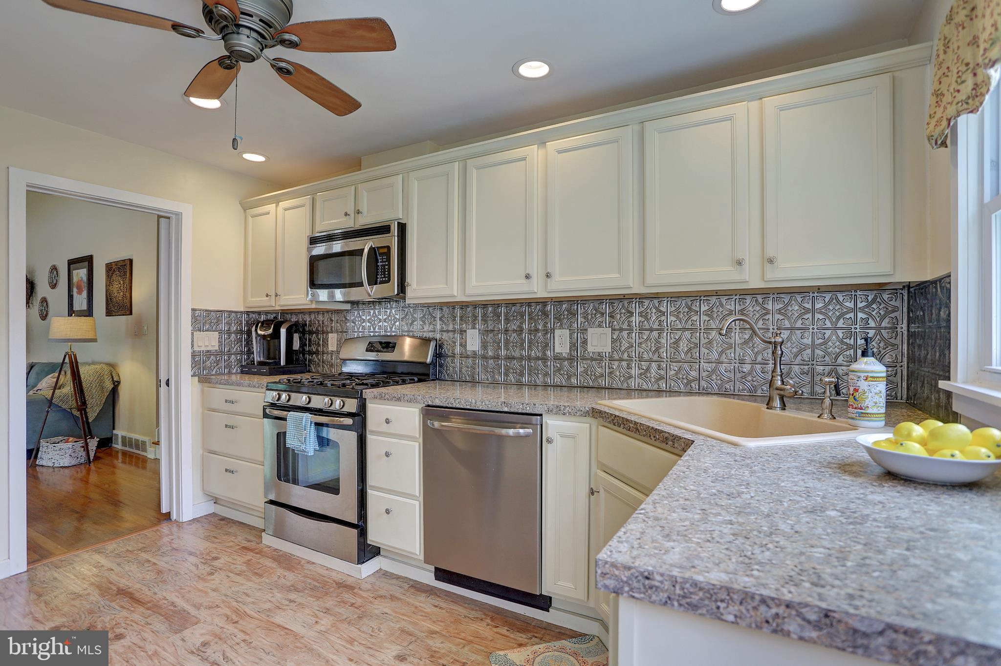 107 Runson Road Camp Hill, PA 17011 - Photo 10 of 21 Gallery Image 10