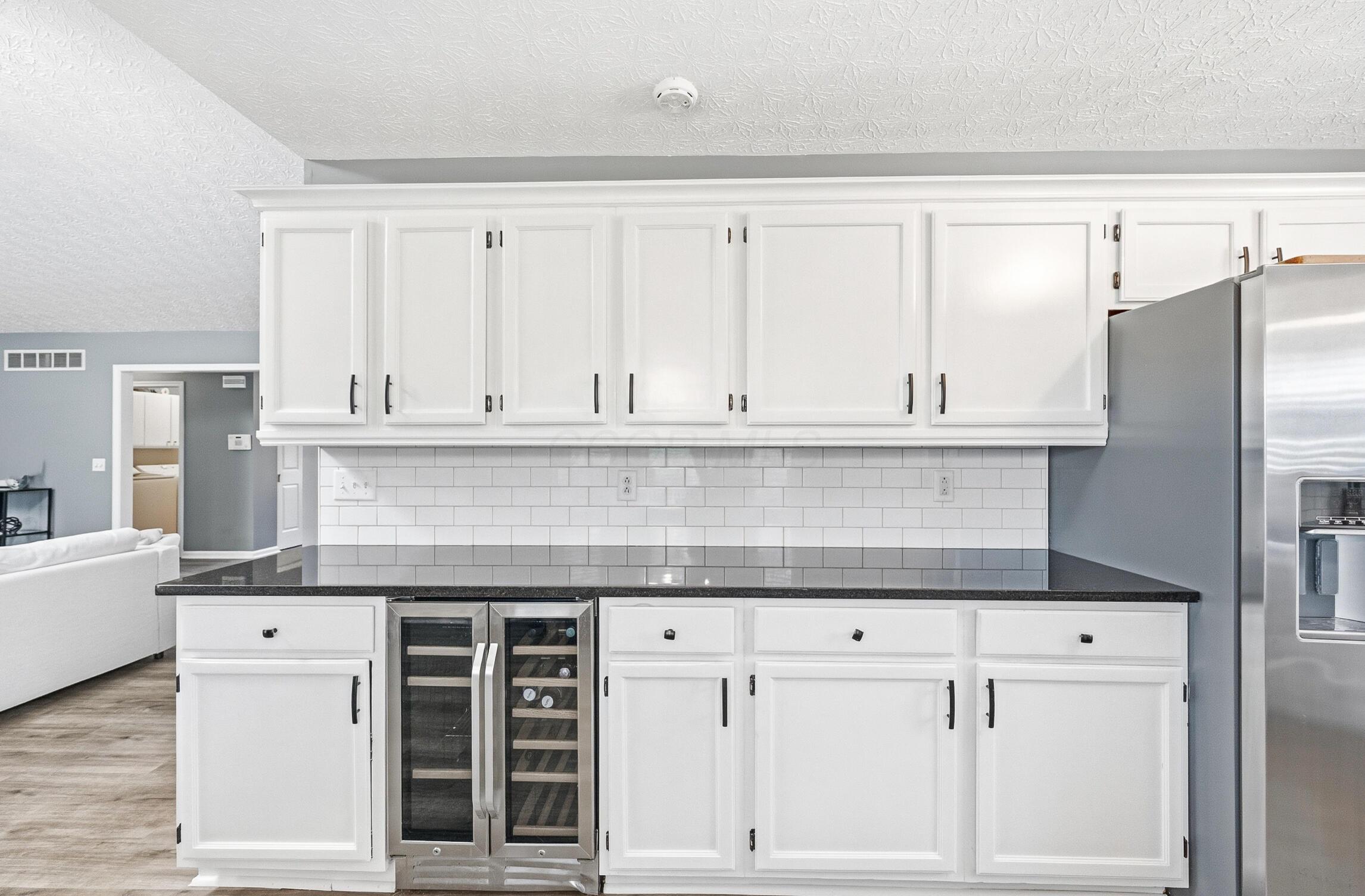 637 Ridenour Road Columbus, OH 43230 - Photo 19 of 61 Kitchen
