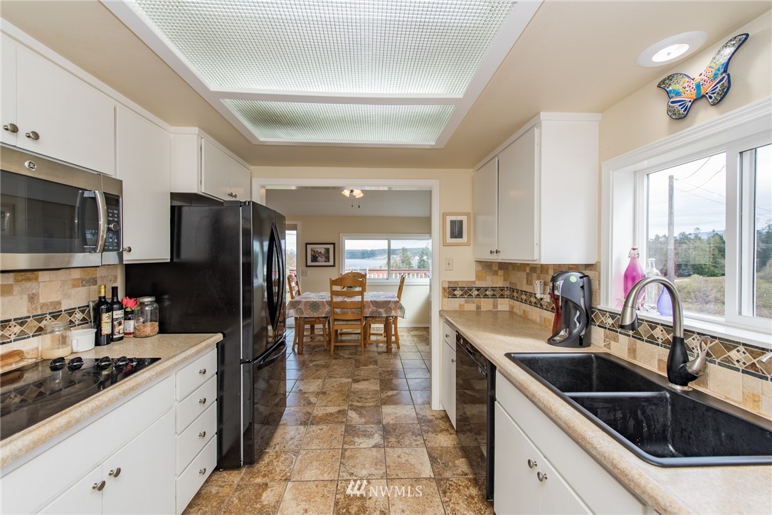 1780 West Sequim Bay Road Sequim, WA 98382 - Photo 5 of 19