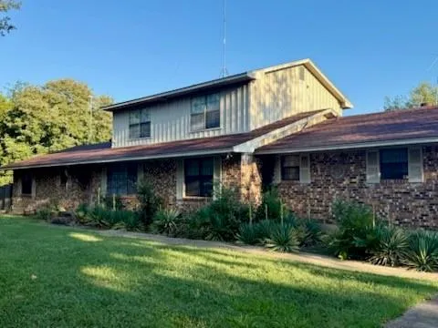 $289,000 | 408 East Mulberry Street, Leonard, TX 75452
