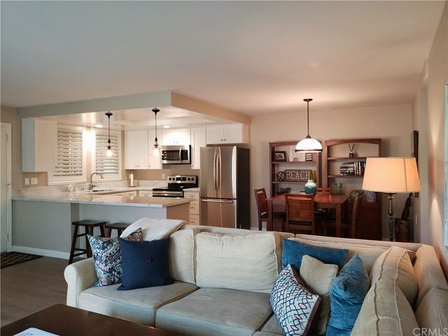$337,350 | 13200 Del Monte Drive, Unit M1523R, Seal Beach, CA 90740