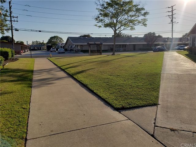 $337,350 | 13200 Del Monte Drive, Unit M1523R, Seal Beach, CA 90740