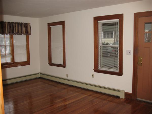 11 Richardson Road Stoneham, MA 02180 - Photo 11 of 20 Gallery Image 11