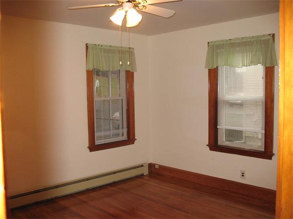 11 Richardson Road Stoneham, MA 02180 - Photo 18 of 20 Gallery Image 18