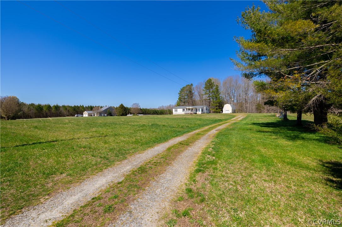 382 Fairview Road Blackstone, VA 23824 - Photo 29 of 32 a view of a golf course with a garden