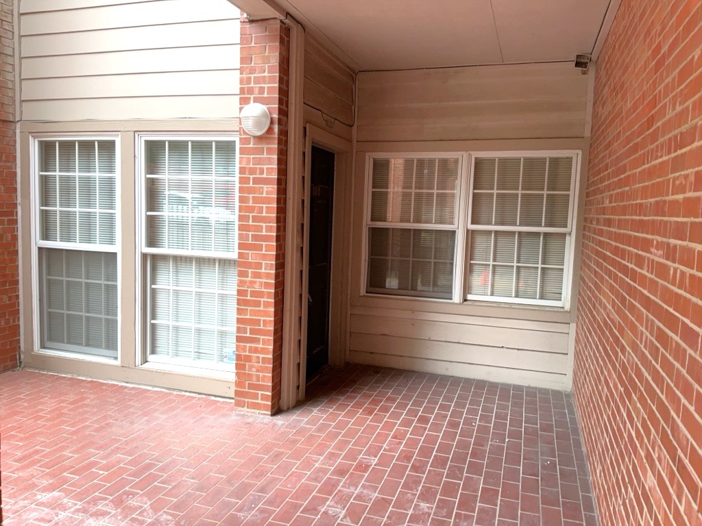 3200 Duval Street, Unit 102 Austin, TX 78705 - Photo 2 of 20 a view of a house with a large window