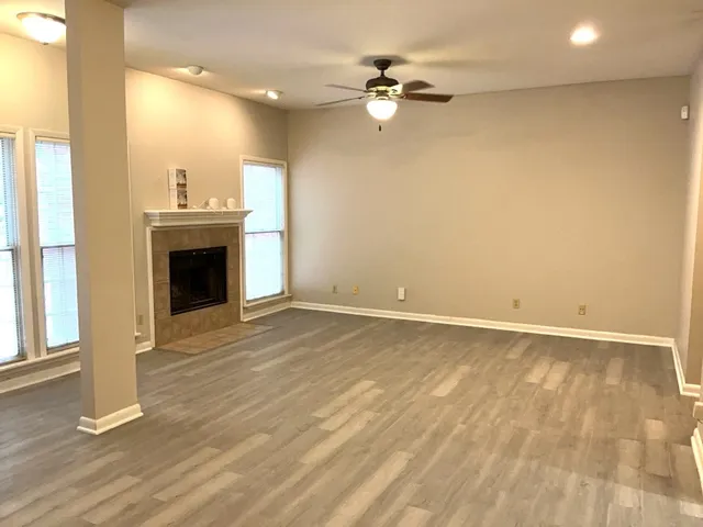 $1,895 | 3200 Duval Street, Unit 102, Austin, TX 78705