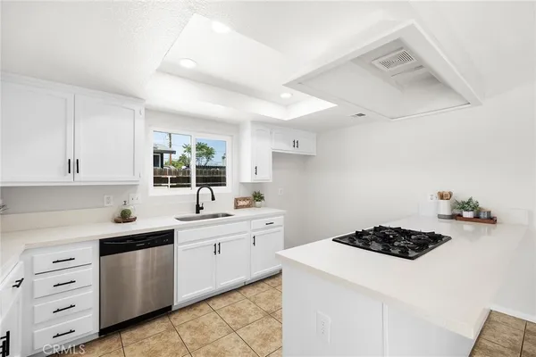 $439,000 | 709 Carol Way, Hemet, CA 92543