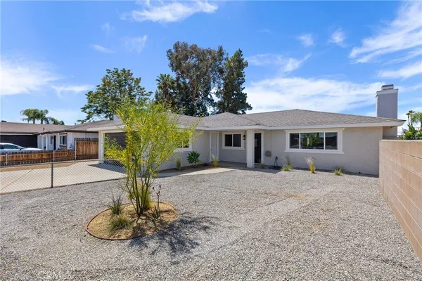 $439,000 | 709 Carol Way, Hemet, CA 92543