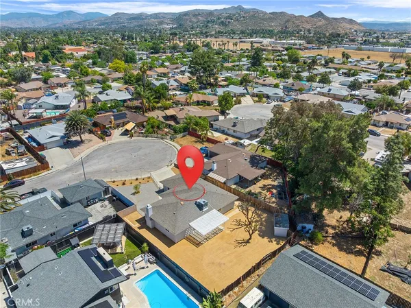 $439,000 | 709 Carol Way, Hemet, CA 92543