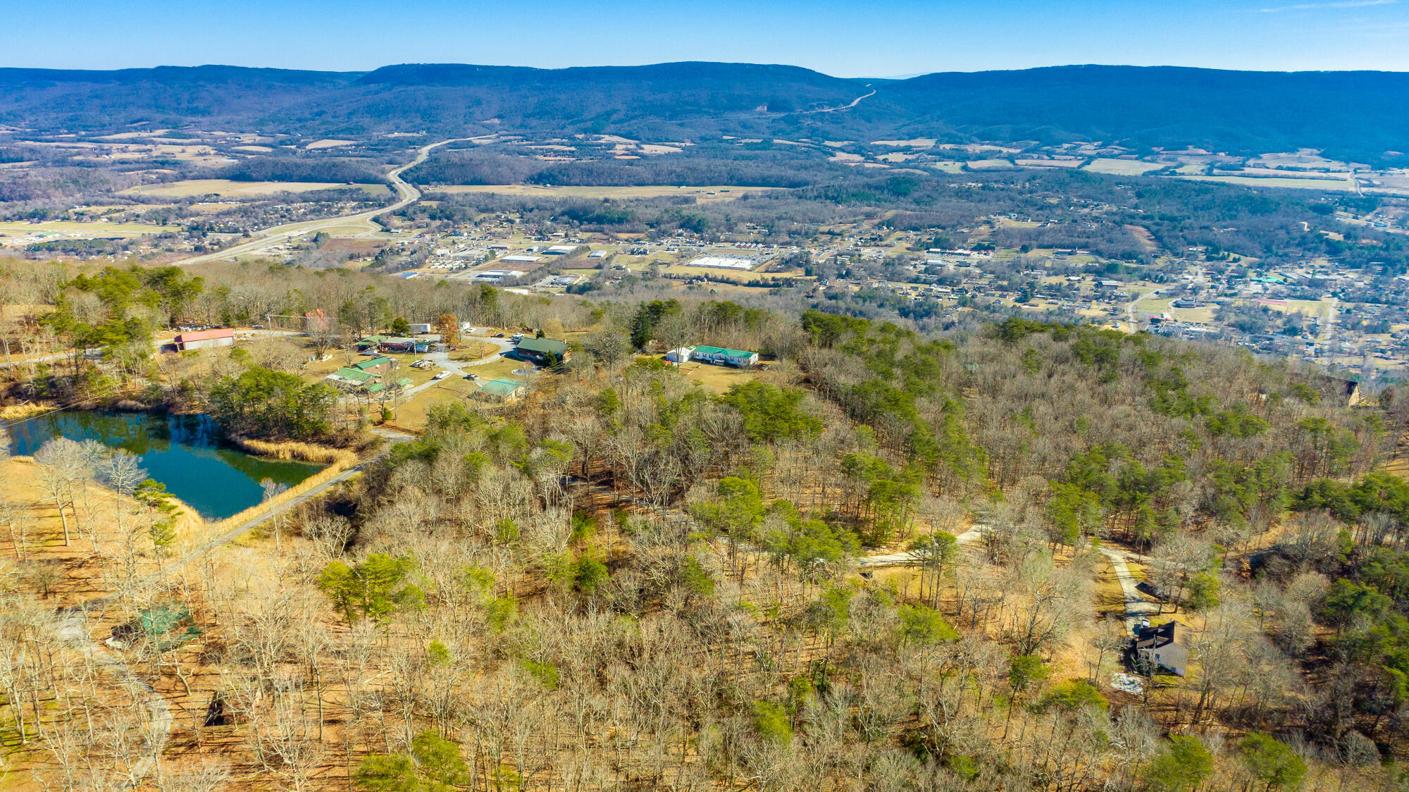 172 Camp Road Dunlap, TN 37327 - Photo 6 of 35 172 Camp Road Exterior HD-0335