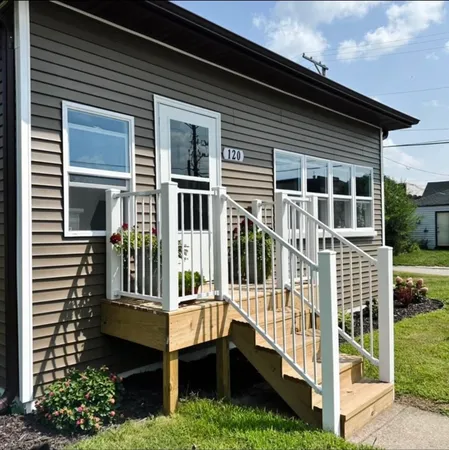 $324,900 | 120 West Washington Street, Poynette, WI 53955