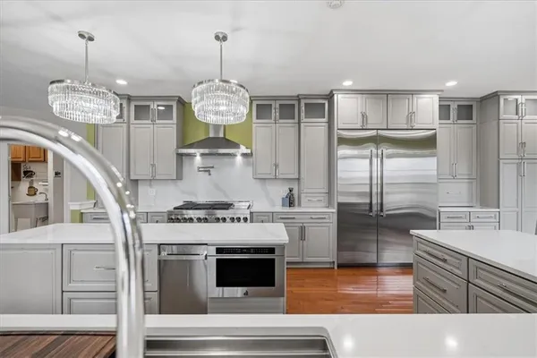 $880,000 | 8403 David Drive, Bridgeville, PA 15017