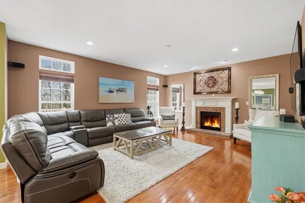 $880,000 | 8403 David Drive, Bridgeville, PA 15017