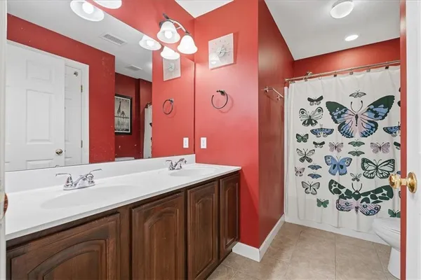 $880,000 | 8403 David Drive, Bridgeville, PA 15017