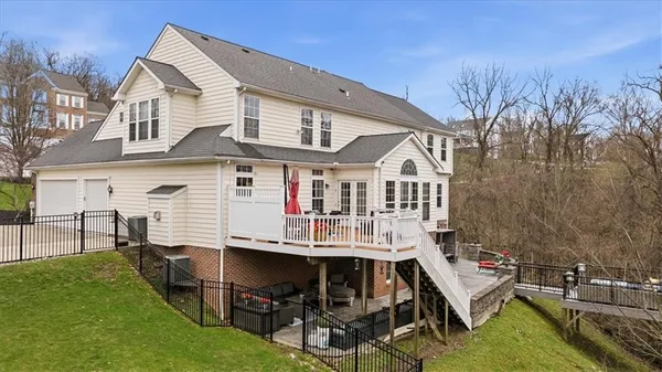 $880,000 | 8403 David Drive, Bridgeville, PA 15017