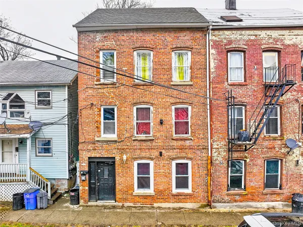 $339,000 | 112 West Parmenter Street, Newburgh, NY 12550