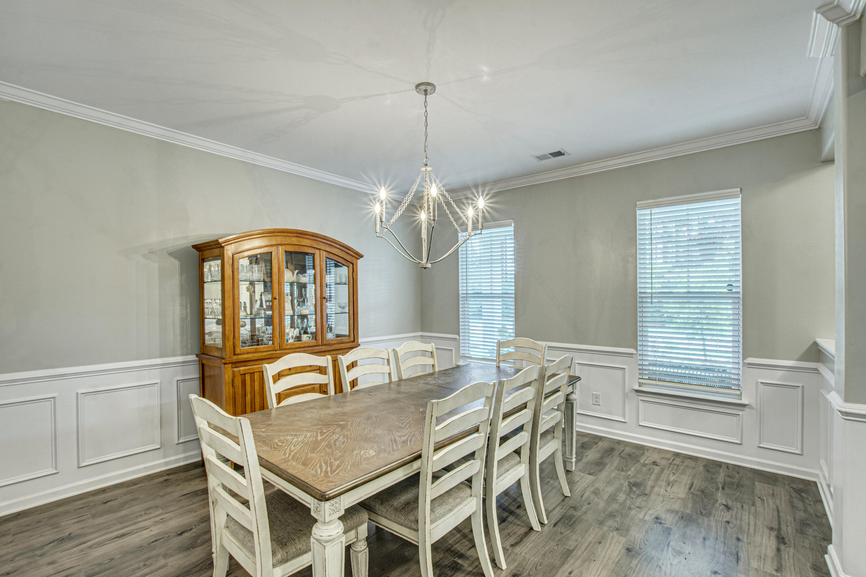 102 Royal Star Road Summerville, SC 29486 - Photo 14 of 44 25