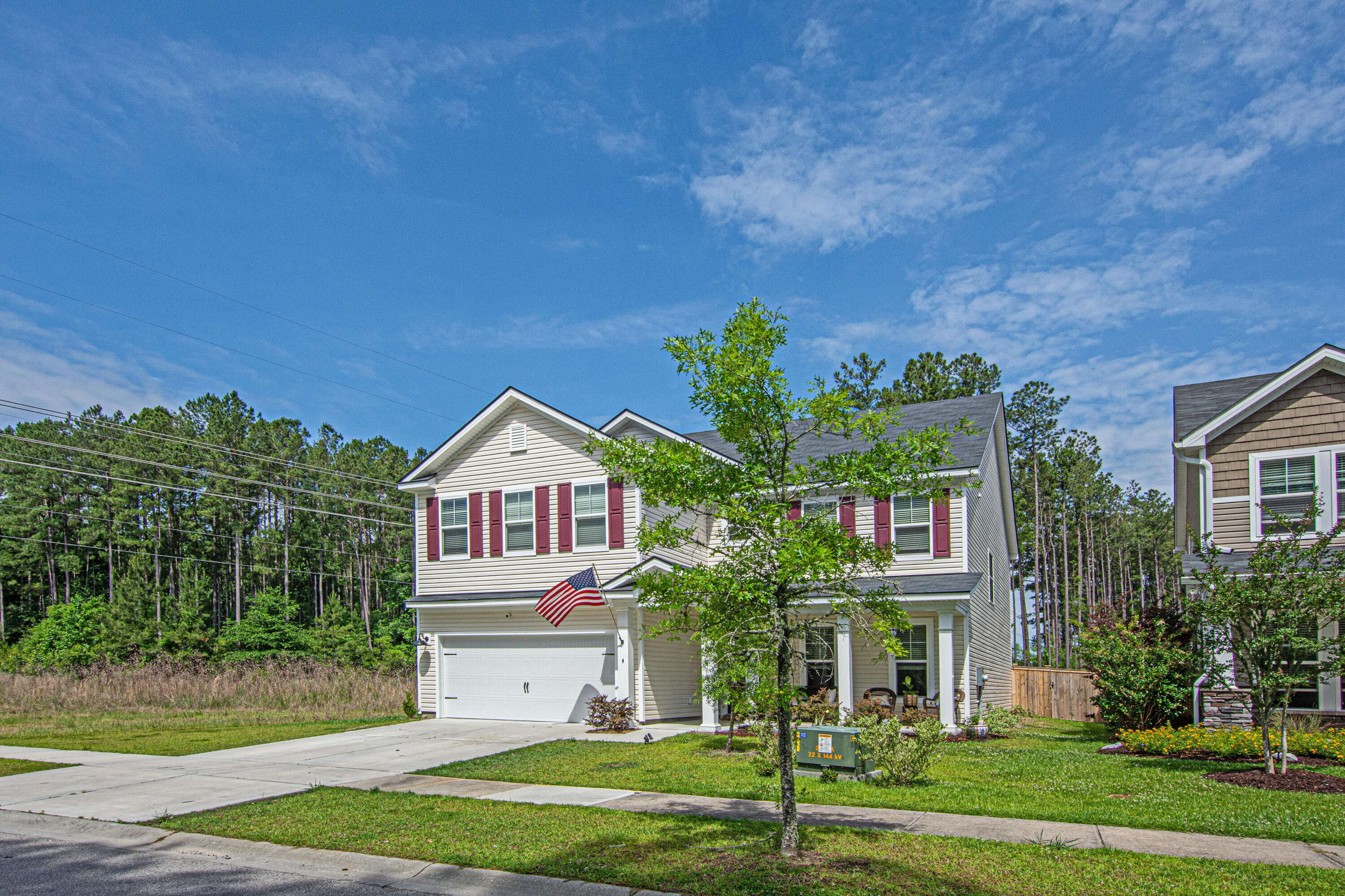 102 Royal Star Road Summerville, SC 29486 - Photo 4 of 44 Front View 102 Royal road 2