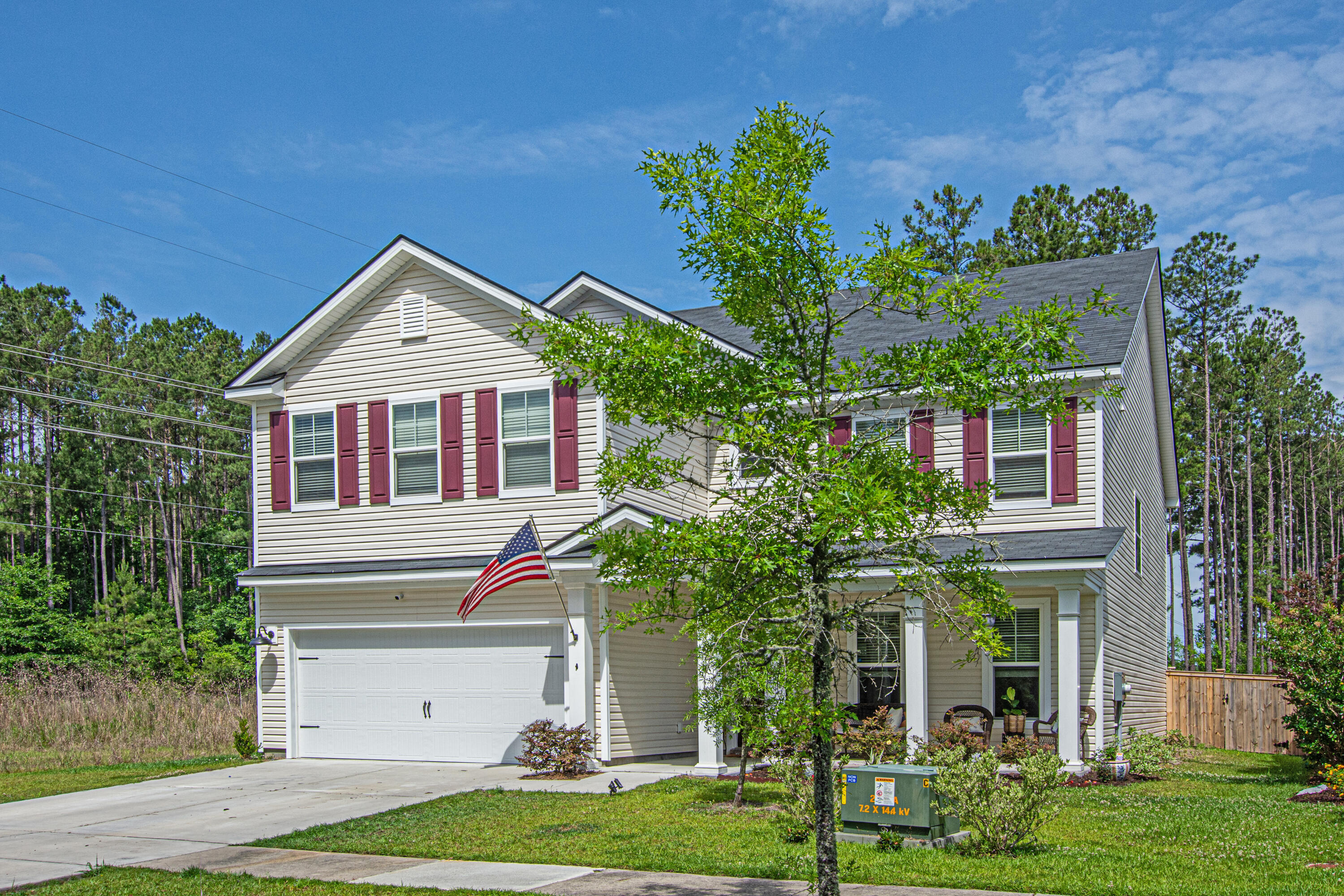102 Royal Star Road Summerville, SC 29486 - Photo 5 of 44 Front view Royal Road 3